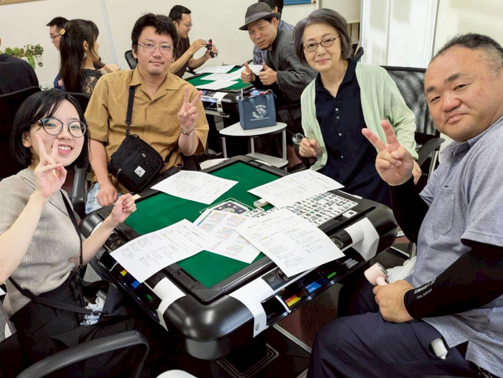 大阪でノーレートの健康麻雀・麻雀教室・麻雀大会に参加するなら【豊中の健康マージャン】