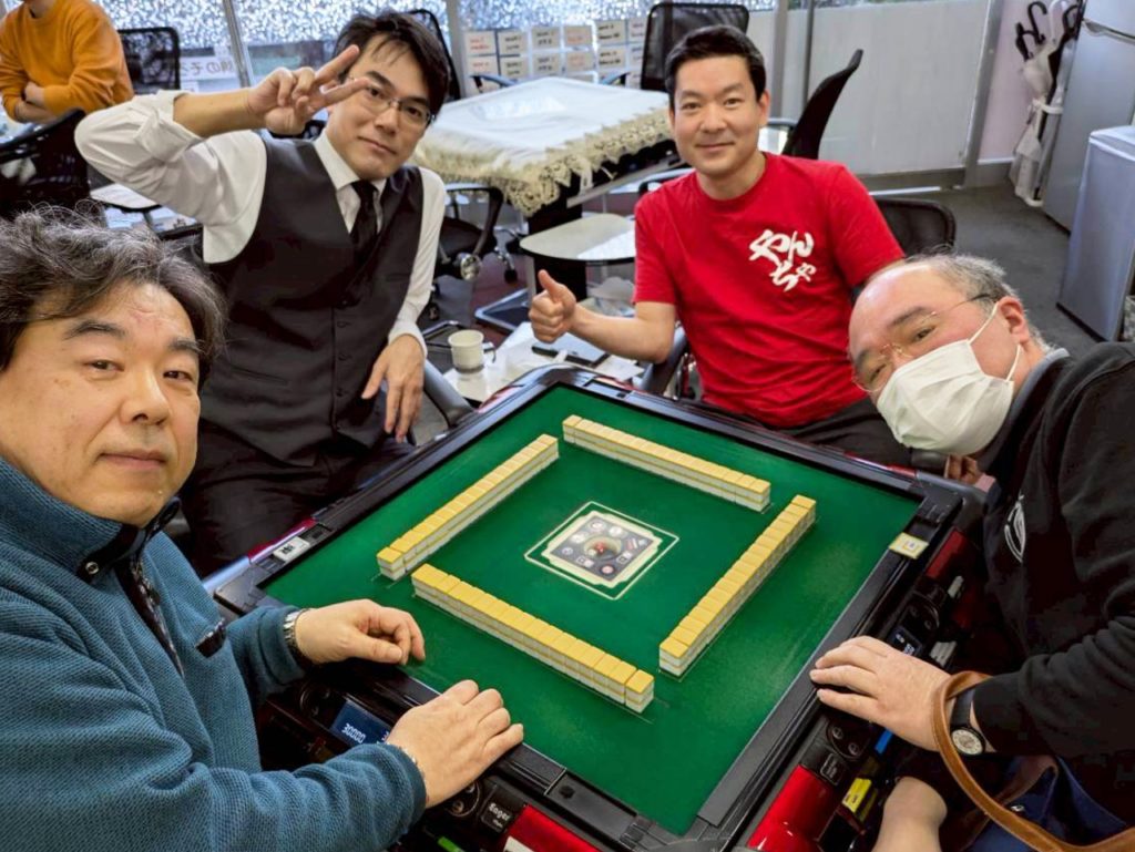 大阪でノーレートの健康麻雀・麻雀教室・麻雀大会に参加するなら【豊中の健康マージャン】